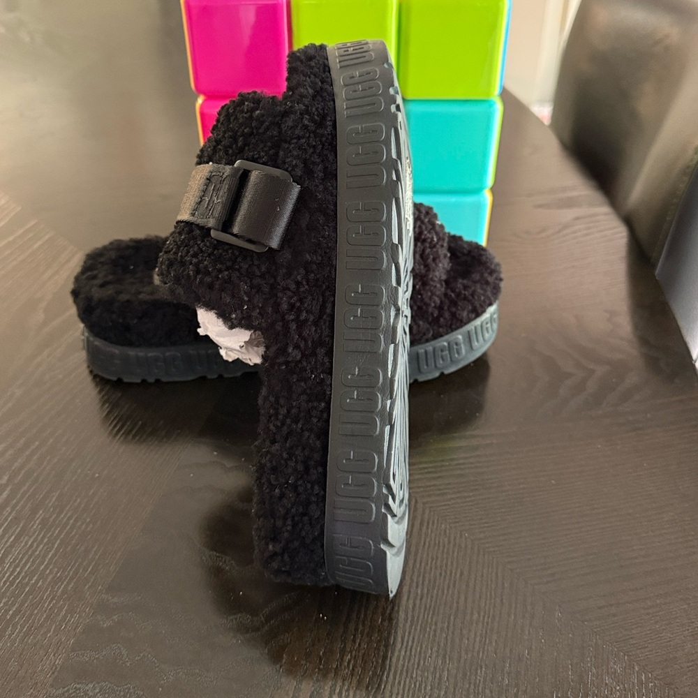 UGG Black Fuzzy Open-Toe Slides - Picture 10 of 16